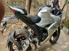 Suzuki GIXXER SF FI ABS